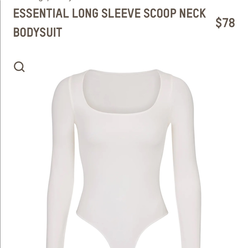 SKIMS ESSENTIAL LONG SLEEVE SCOOP NECK BODYSUIT